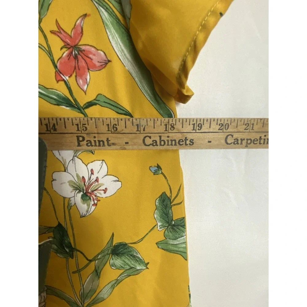 AUW Top Women Med Short Sleeve Yellow Floral Keyhole Button Business‎